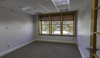9 May St, Bangor, ME 04401