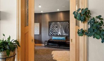 500 Ashland Loop Rd, Ashland, OR 97520
