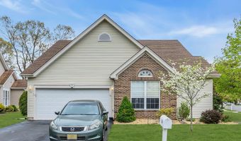 64 Symphony Ave, Bayville, NJ 08721