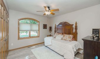 216 W Mountain Ash St, Brandon, SD 57005