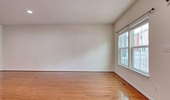 41686 MCMONAGLE Sq, Aldie, VA 20105