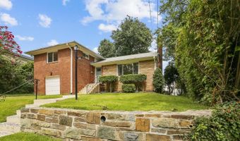 4503 TRAYMORE St, Bethesda, MD 20814