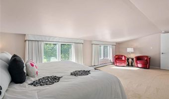 301 22nd St NW, Austin, MN 55912