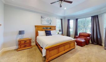 520 Holiday Dr, Ardmore, OK 73401