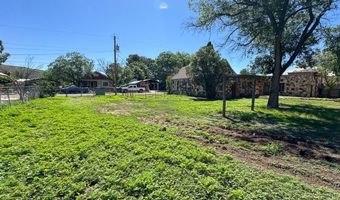605 N 3rd St, Alpine, TX 79830