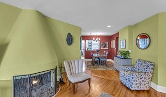 400 Deal Lake Dr 8F, Asbury Park, NJ 07712