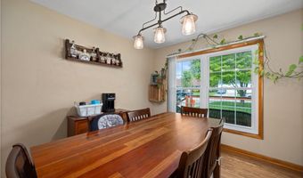 310 N Woodhill Dr, Amherst, OH 44001