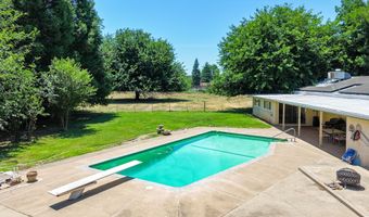 21169 Shelly Ln, Anderson, CA 96007