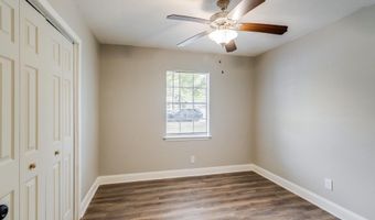 16201 Cervantes Ct, Biloxi, MS 39532