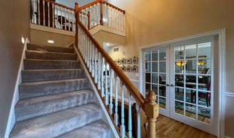 280 Arlington Dr, Batesville, IN 47006