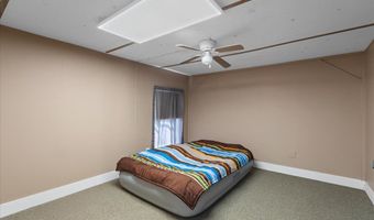 3100 NW 20th St, Bell, FL 32619