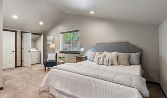 702 Glacier Loop Rd, Bayview, ID 83803