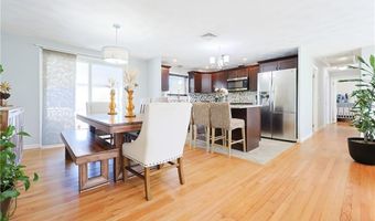 31 Salina Ave, Johnston, RI 02919