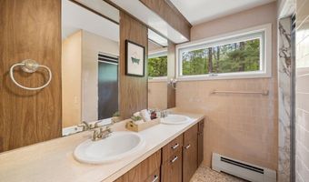 181 Thayer Farms Rd, Attleboro, MA 02703