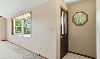 1957 COUNTY ROAD T N, Amherst Junction, WI 54407
