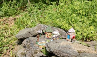 127 Swan Lake Ave, Belfast, ME 04915