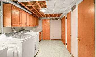 25 Harclay Ct, Ashland, OH 44805