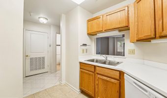 7101 BAY FRONT Dr #202, Annapolis, MD 21403