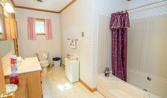24324 ADAMS HILL Dr, Accomac, VA 23301