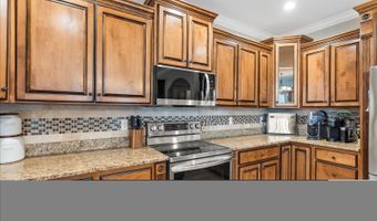 9937 Meadowstone Dr, Apison, TN 37302