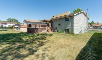 908 CREST PARK Dr, Cheyenne, WY 82001