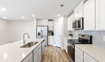 1929 Landrow Ln, Boiling Springs, SC 29316