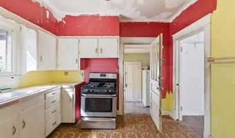 214 4th St, Ashland, OH 44805
