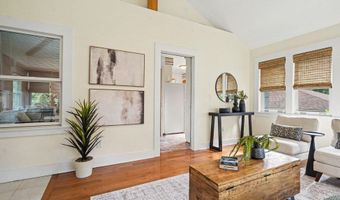 130 Worden Ave, Ann Arbor, MI 48103