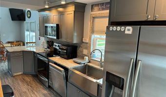 46 Follett Rd, Narragansett, RI 02882