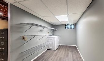 6011 Ranchwood Dr, Affton, MO 63123