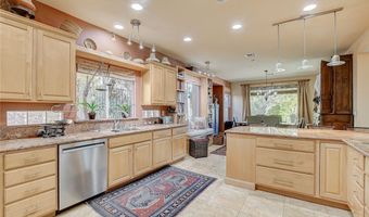 5152 Vincitor St, Las Vegas, NV 89135