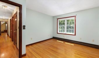 604 W Reach Dr, Jamestown, RI 02835