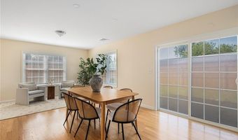 18 Cross St, East Providence, RI 02914