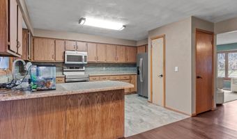 1800 SCHAEFER Cir, Appleton, WI 54915