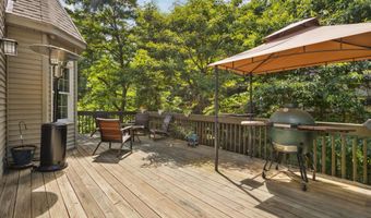 6300 Redington Ct SE, Ada, MI 49301
