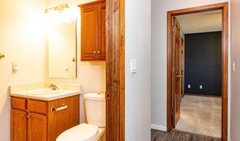 306 Rathert Ct, Auburn, IN 46706