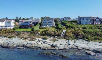 249 Tuckerman Ave 5, Middletown, RI 02842