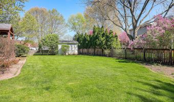 1260 Old Mill Ct, Naperville, IL 60564