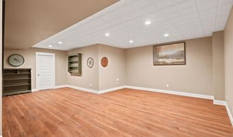 18736 Roselle Cv, Auburn, IN 46706