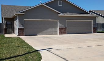 1321 N Azena St, Andover, KS 67002