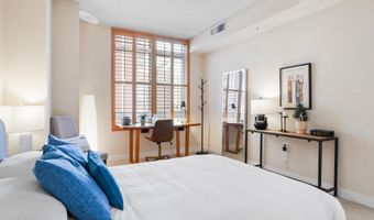 820 N POLLARD St 511, Arlington, VA 22203