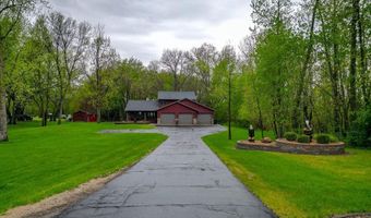 38177 Twin Oaks Dr, Avon, MN 56310