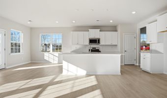 738 N Iron Hill St, Boiling Springs, SC 29316