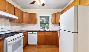 154 Armington St, Cranston, RI 02905