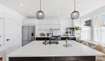 3 S Montpelier Ave, Atlantic City, NJ 08401