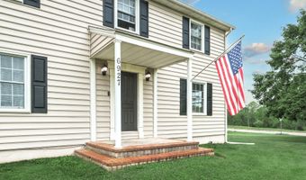 6927 YORK Rd, Abbottstown, PA 17301