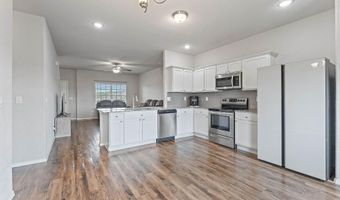 7004 SW Chalkstone Rd, Bentonville, AR 72713