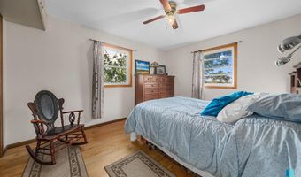 48117 266th St, Brandon, SD 57005