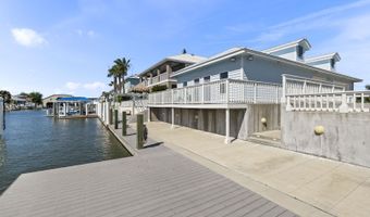 140 BAY HARBOR Dr, Aransas Pass, TX 78336