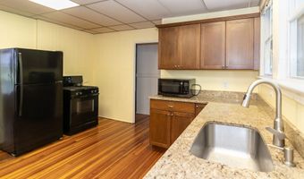 58 Shore Dr, Branford, CT 06405